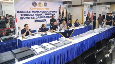 210 WNA Diamankan dalam Pengungkapan Dugaan Online Scam Trading di Apartemen Batam