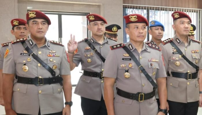 Sertijab Polda Kepri, Tujuh PJU Resmi Jabat Posisi Baru
